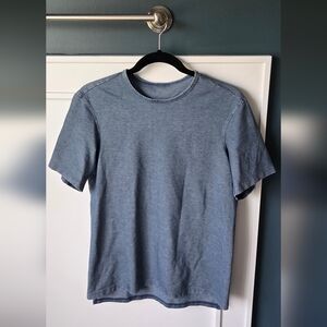 Lululemon Men's Crewneck T-Shirt - Blue